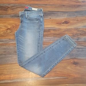 Guess medium rise curvy skinny jeans